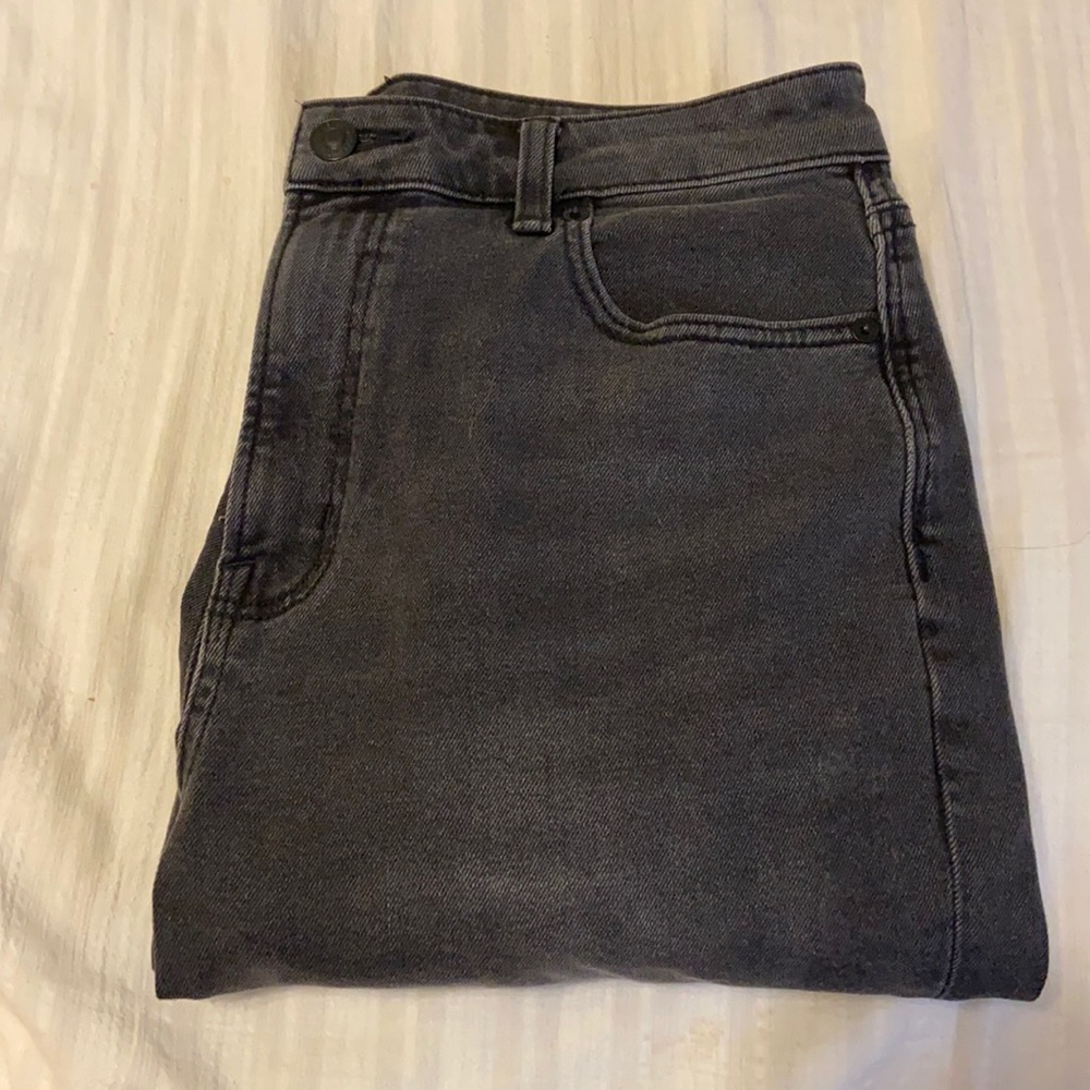 American Eagle Mom Jeans